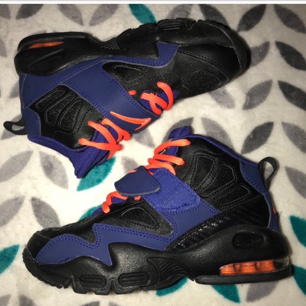 Little boy Nike II size 1y